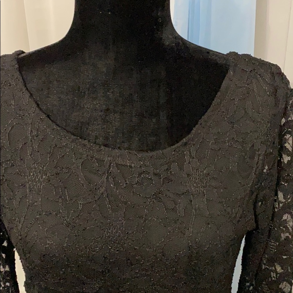 Dress - Picture 4 of 6